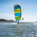 Kitesurfing 38